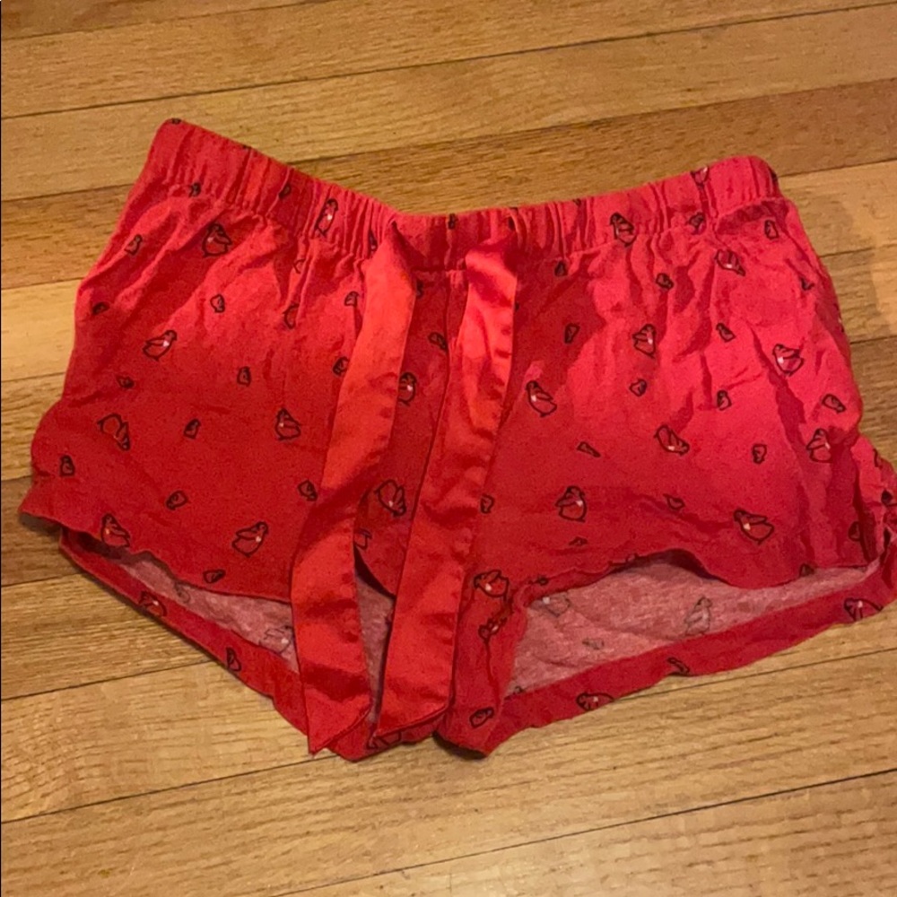 💛 3 for $20 💛 Old Navy Penguin PJ shorts